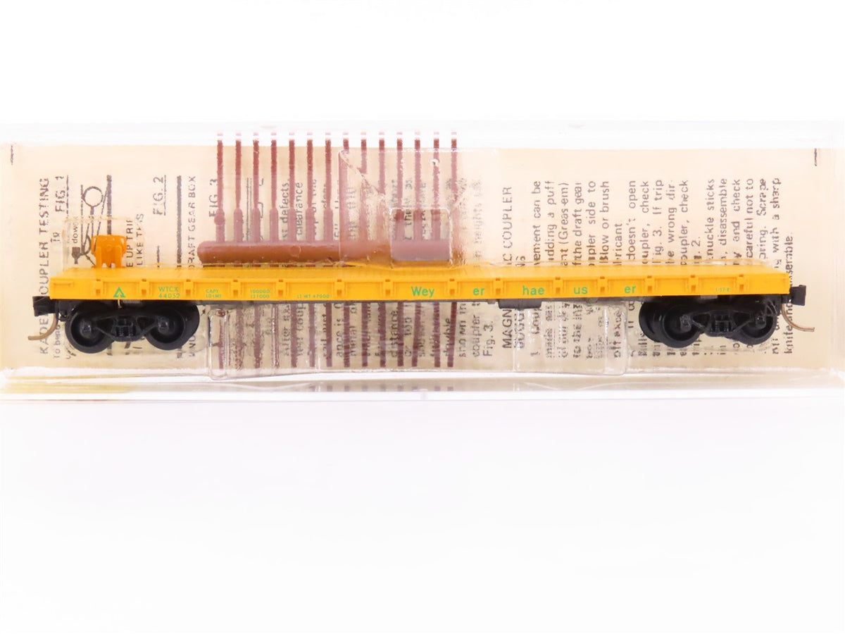 N Scale Micro-Trains MTL/Kadee 44050 Weyerhaeuser 50&#39; Fishbelly Flatcar #44052