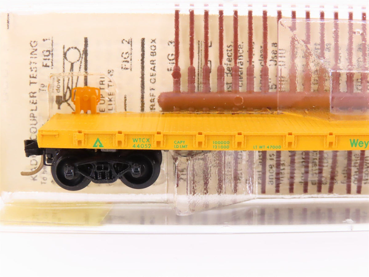 N Scale Micro-Trains MTL/Kadee 44050 Weyerhaeuser 50&#39; Fishbelly Flatcar #44052