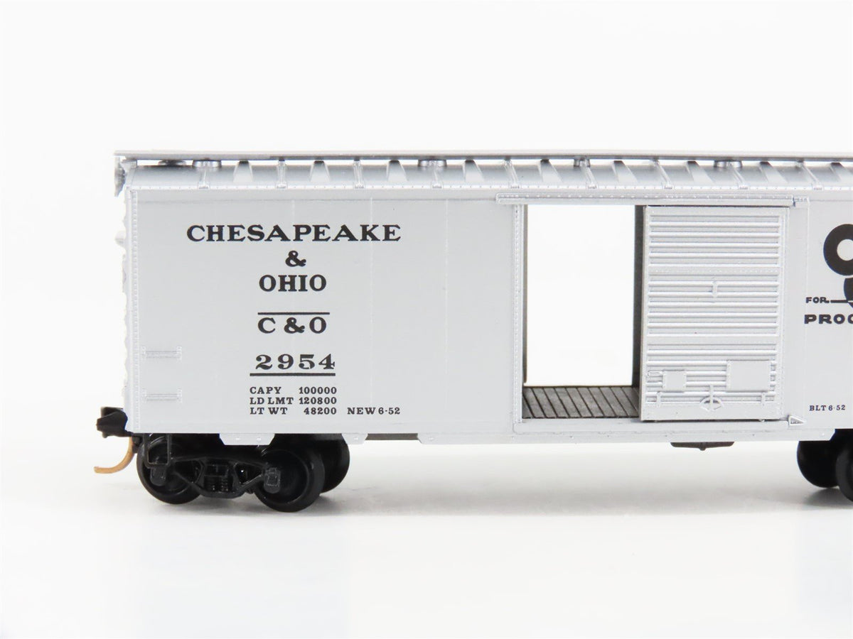 N Scale Kadee Micro-Trains MTL 20820 C&amp;O Chesapeake &amp; Ohio 40&#39; Box Car #2954