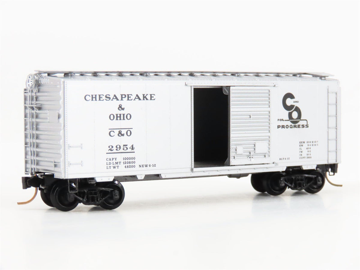 N Scale Kadee Micro-Trains MTL 20820 C&amp;O Chesapeake &amp; Ohio 40&#39; Box Car #2954