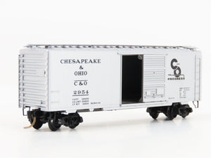 N Scale Kadee Micro-Trains MTL 20820 C&O Chesapeake & Ohio 40' Box Car #2954