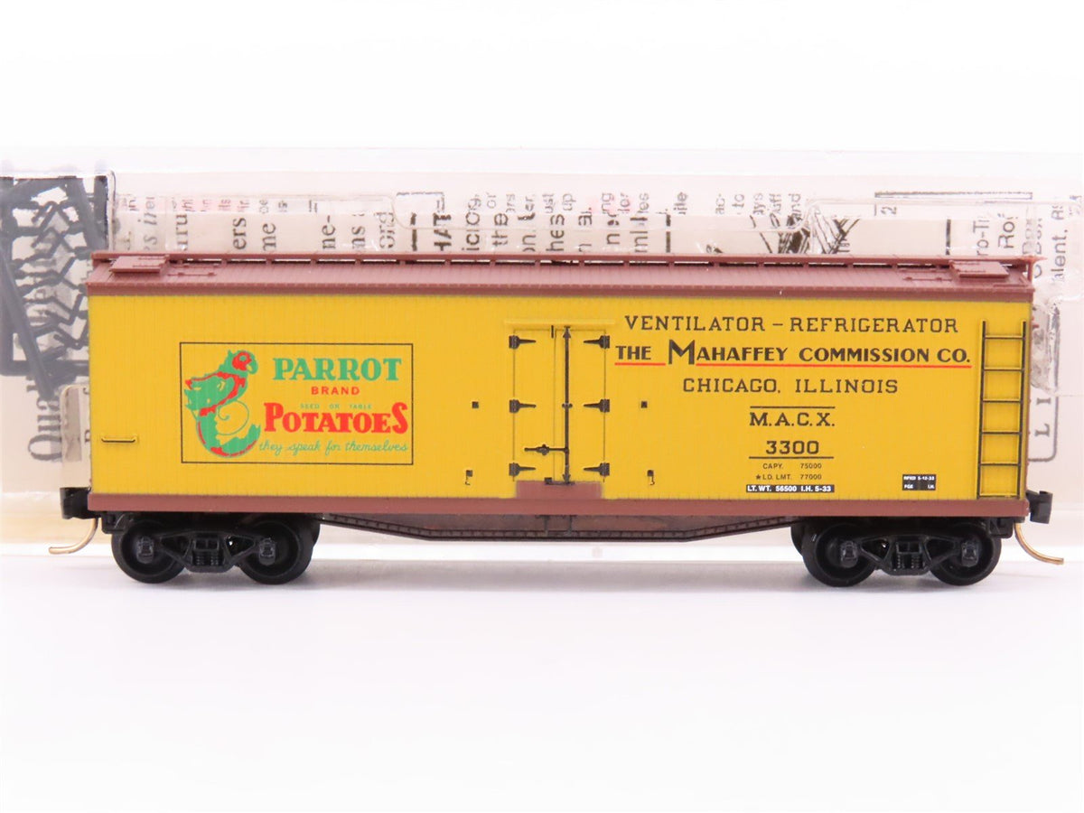 N Scale Micro-Trains MTL 49480 MACX Parrot Brand Potatoes 40&#39; Wood Reefer #3300