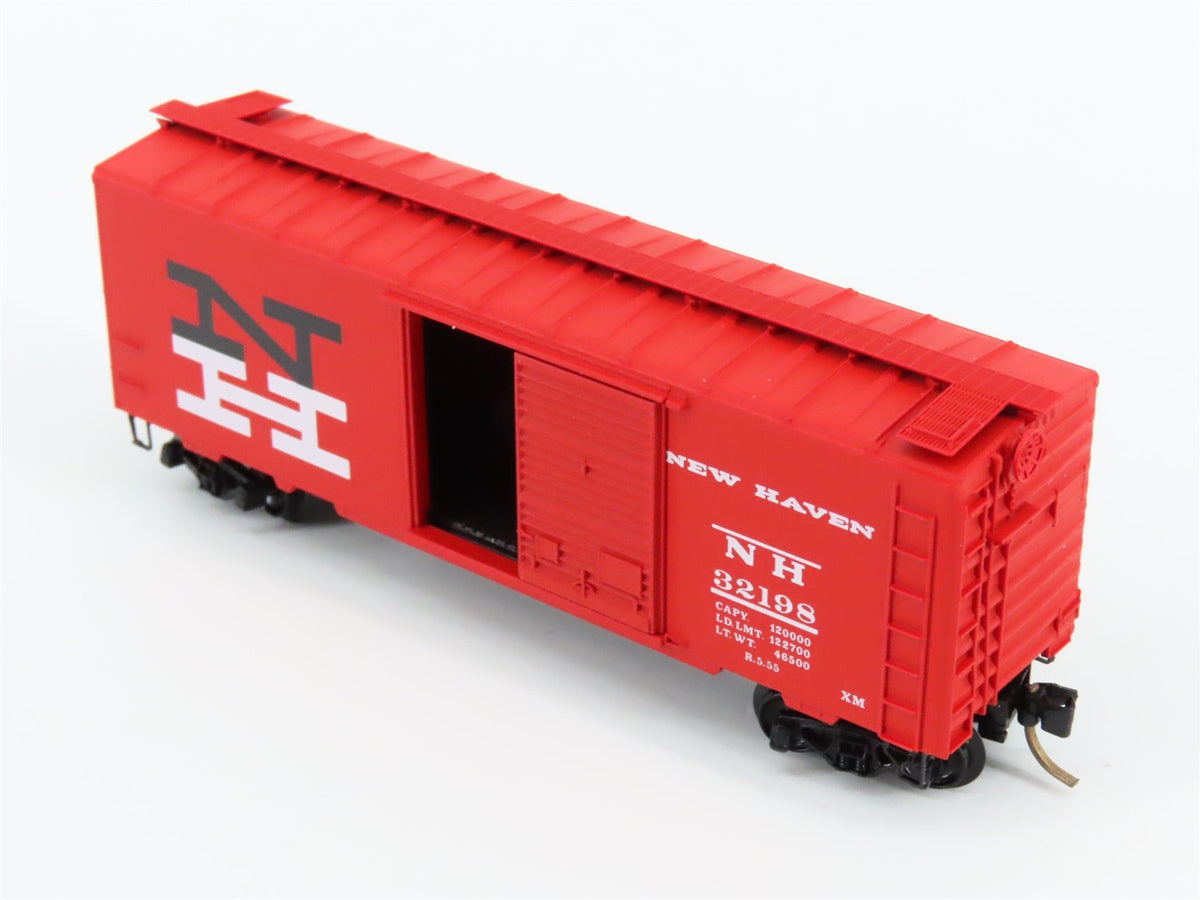 N Scale Kadee Micro-Trains MTL 20830 NH New Haven 40&#39; Single Door Box Car #32198