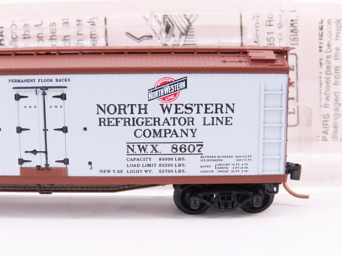 N Micro-Trains MTL 49520 NWS Priebe Poultry &amp; Eggs 40&#39; Wood Reefer #8607