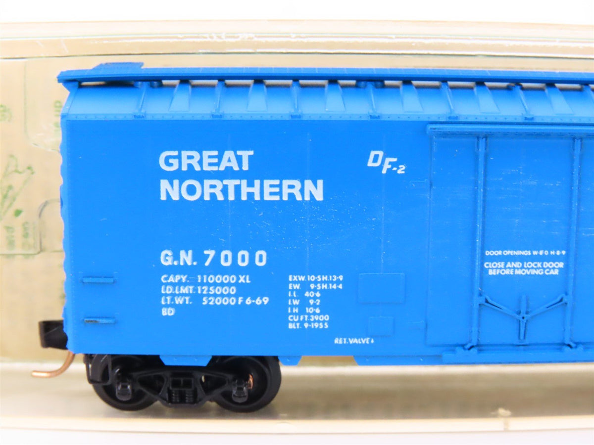 N Scale Micro-Trains MTL/Kadee 21190 GN Great Northern 40&#39; Standard Boxcar #7000