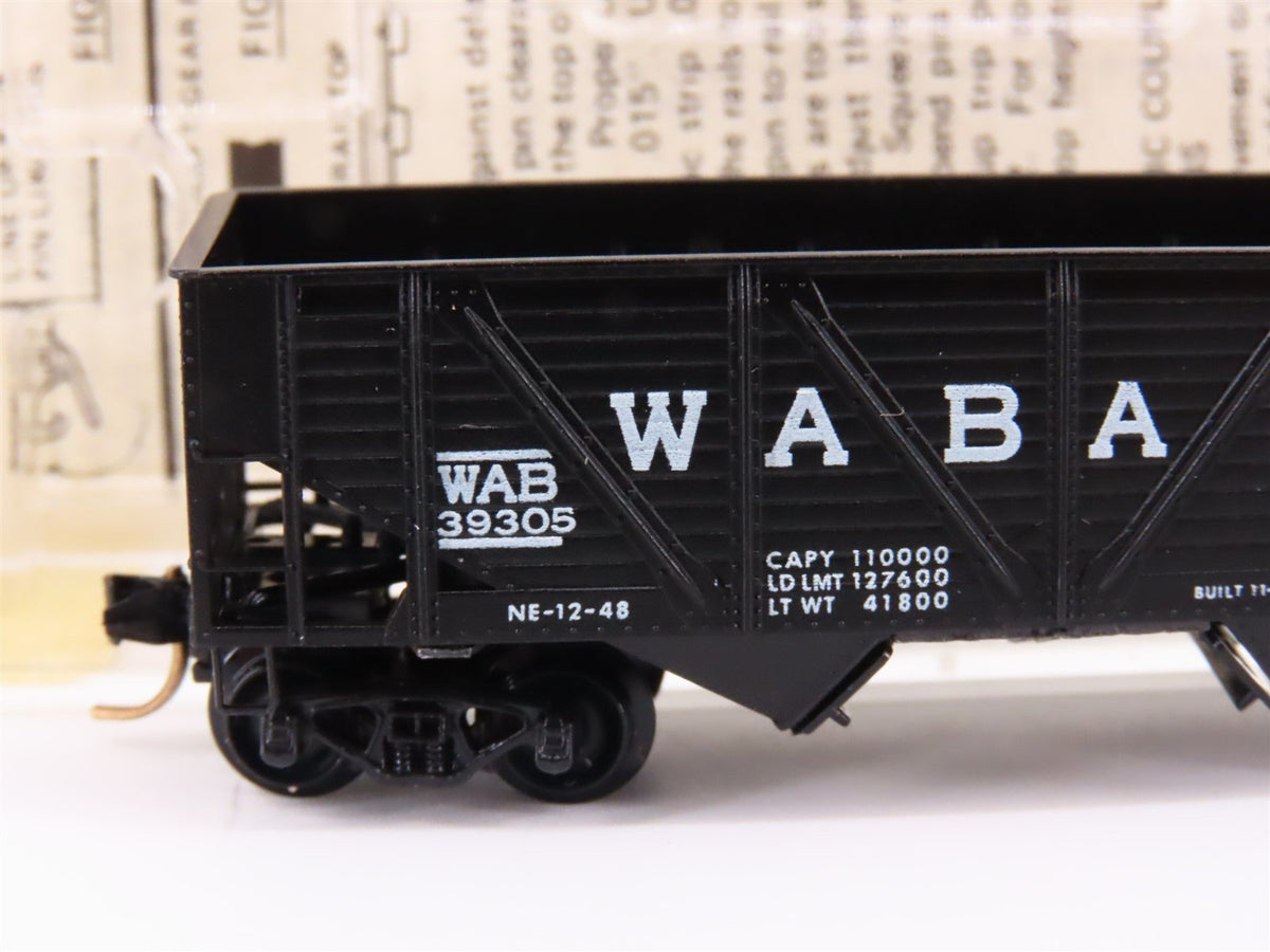 N Scale Micro-Trains MTL/Kadee 57060 WAB Railway 33&#39; Wood Side Hopper Car #39305