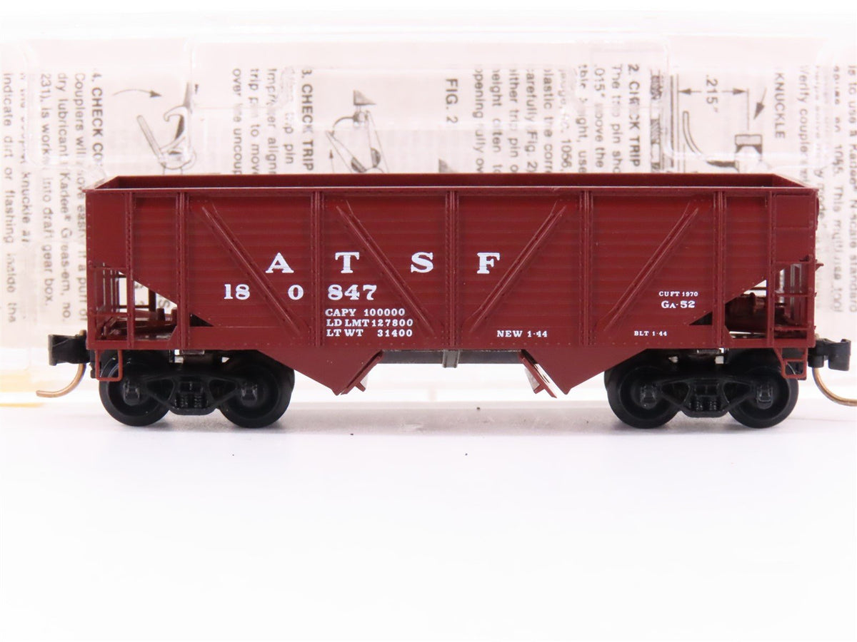 N Scale Micro-Trains MTL/Kadee 57010 ATSF Railway 33&#39; Hopper Car #180847 w/Load