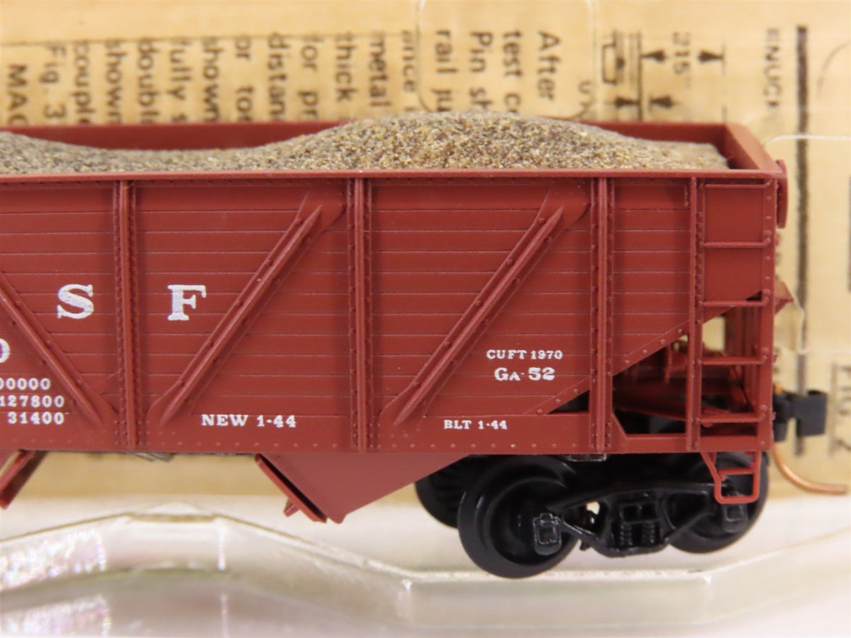 N Scale Micro-Trains MTL/Kadee 57010 ATSF Railway 33&#39; Hopper Car #180700 w/Load