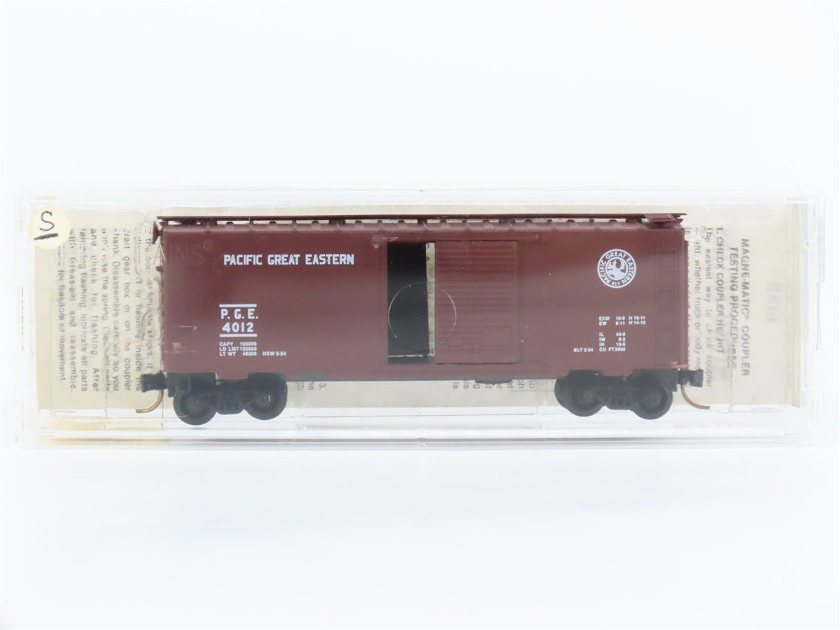 N Scale Kadee Micro-Trains MTL 20970 PGE Pacific Great Eastern 40&#39; Box Car #4012