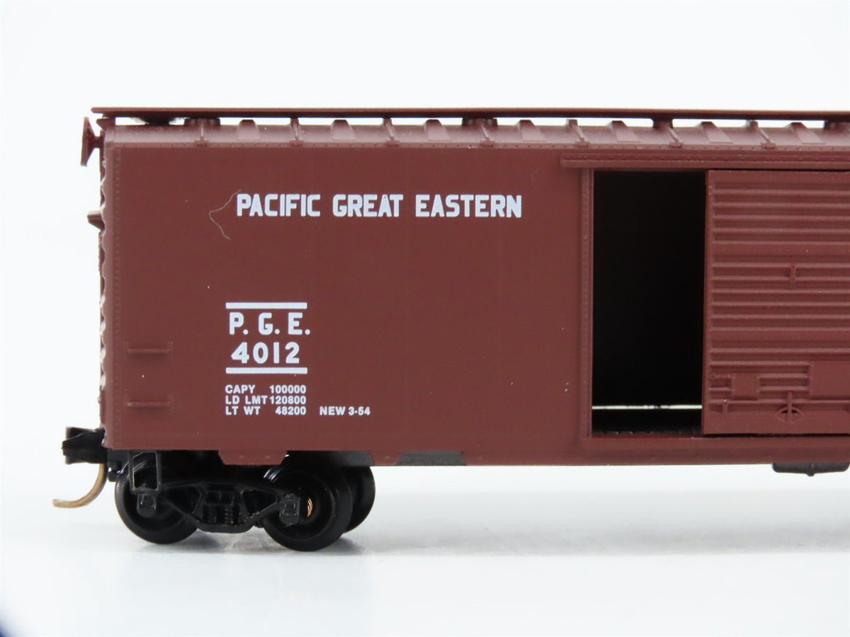 N Scale Kadee Micro-Trains MTL 20970 PGE Pacific Great Eastern 40&#39; Box Car #4012