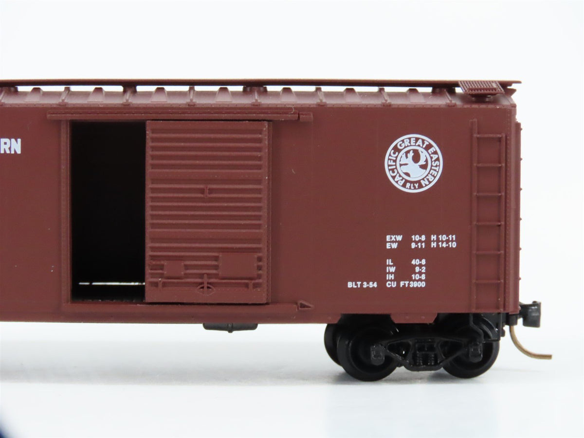 N Scale Kadee Micro-Trains MTL 20970 PGE Pacific Great Eastern 40&#39; Box Car #4012