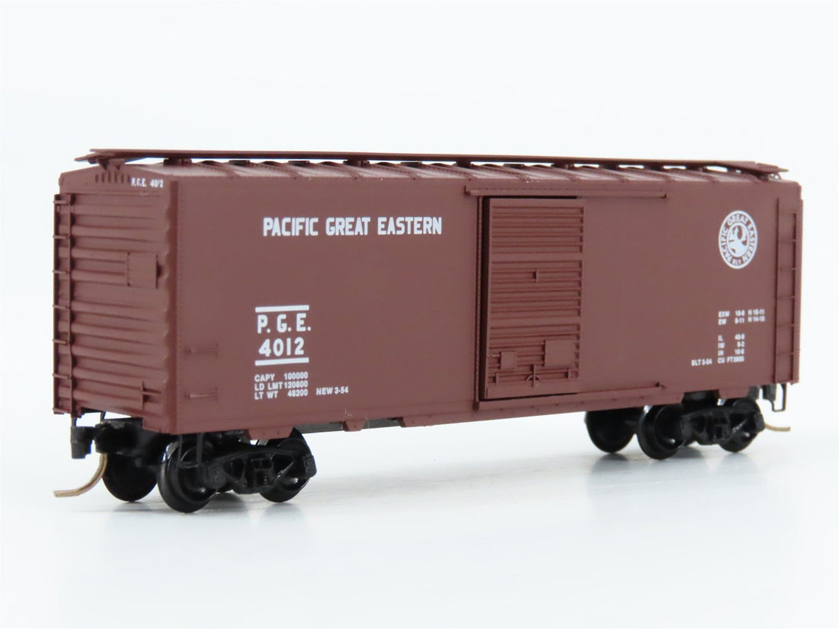 N Scale Kadee Micro-Trains MTL 20970 PGE Pacific Great Eastern 40&#39; Box Car #4012