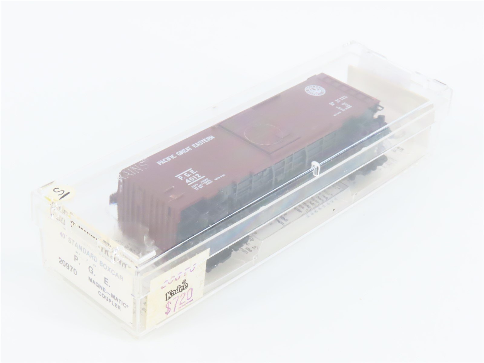 N Scale Kadee Micro-Trains MTL 20970 PGE Pacific Great Eastern 40' Box Car #4012
