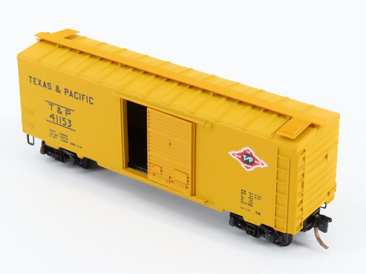 N Scale Kadee Micro-Trains MTL 20590 T&amp;P Texas &amp; Pacific 40&#39; Box Car #41153