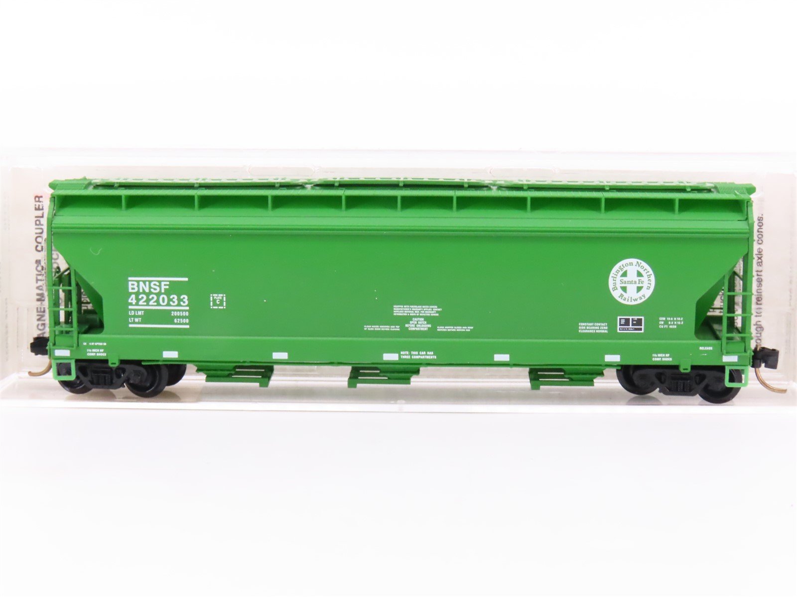 N Scale Micro-Trains MTL 94110 BNSF Railway ACF 3-Bay Covered Hopper #422033