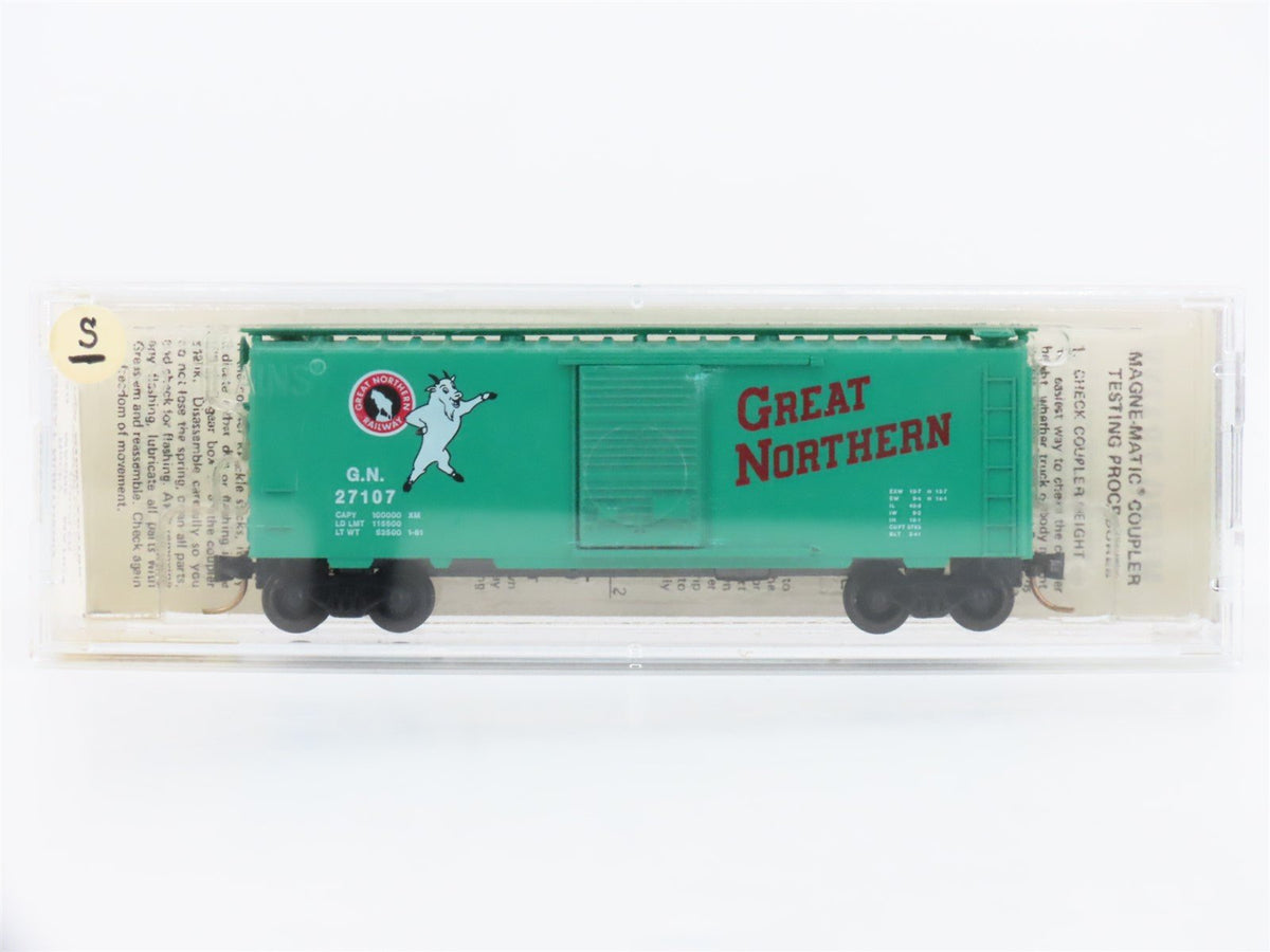 N Scale Kadee Micro-Trains MTL 20420 GN Great Northern Rocky 40&#39; Box Car #27107