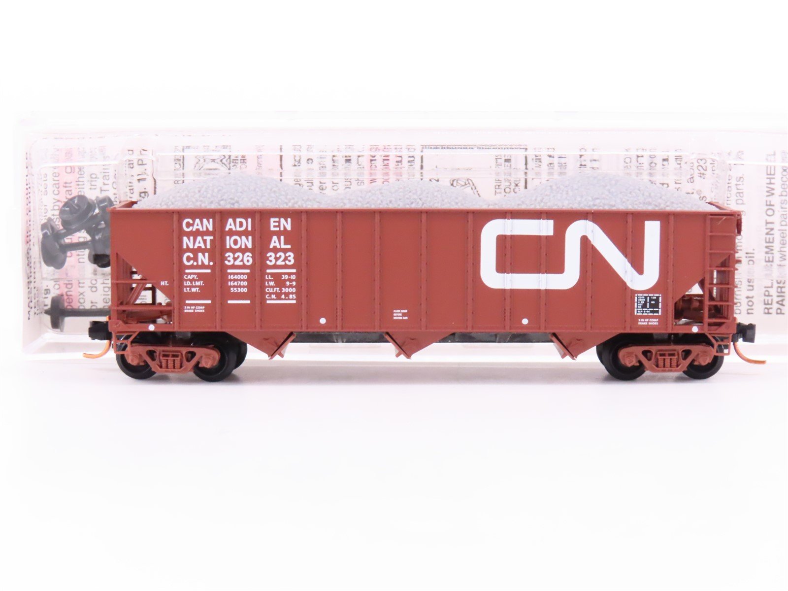 N Micro-Trains MTL 108160 CN Canadian National 3-Bay Hopper Car #326323 wLoad