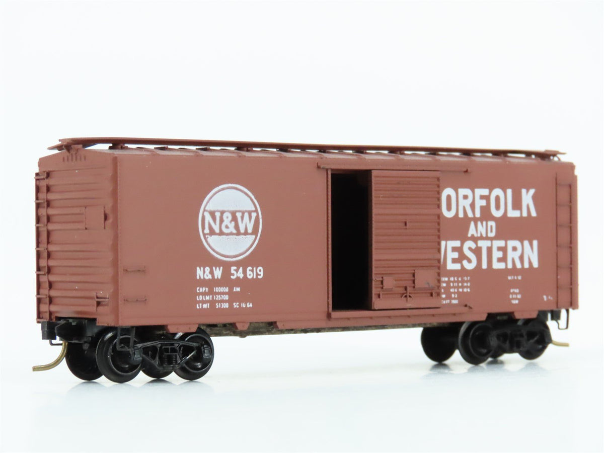 N Scale Kadee Micro-Trains MTL 20039 N&amp;W Railroad 40&#39; Box Car #54619 Blue Label