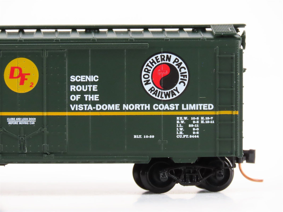 N Scale Micro-Trains MTL 21210 NP Northern Pacific Railroad 40&#39; Box Car #98593