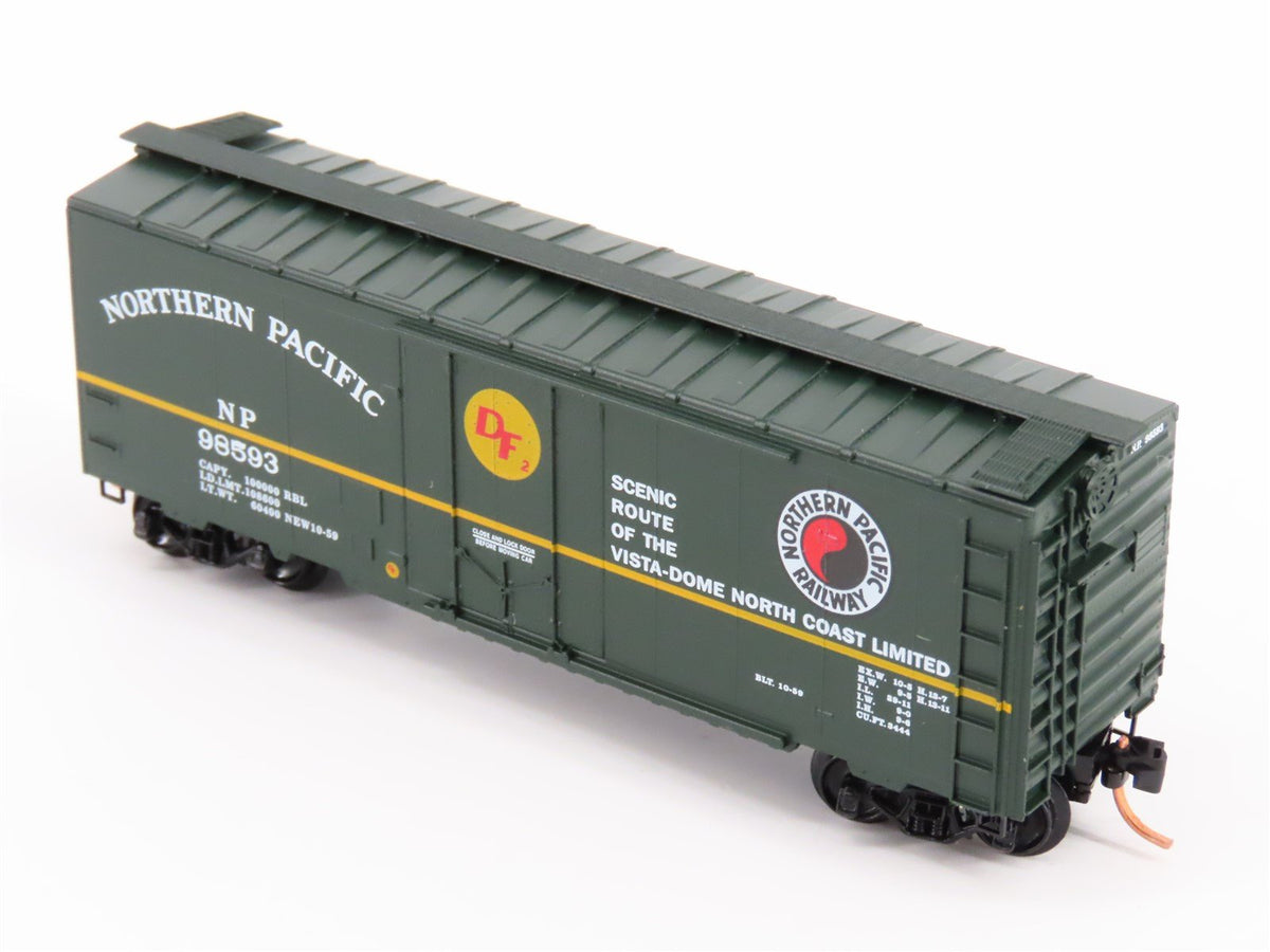 N Scale Micro-Trains MTL 21210 NP Northern Pacific Railroad 40&#39; Box Car #98593