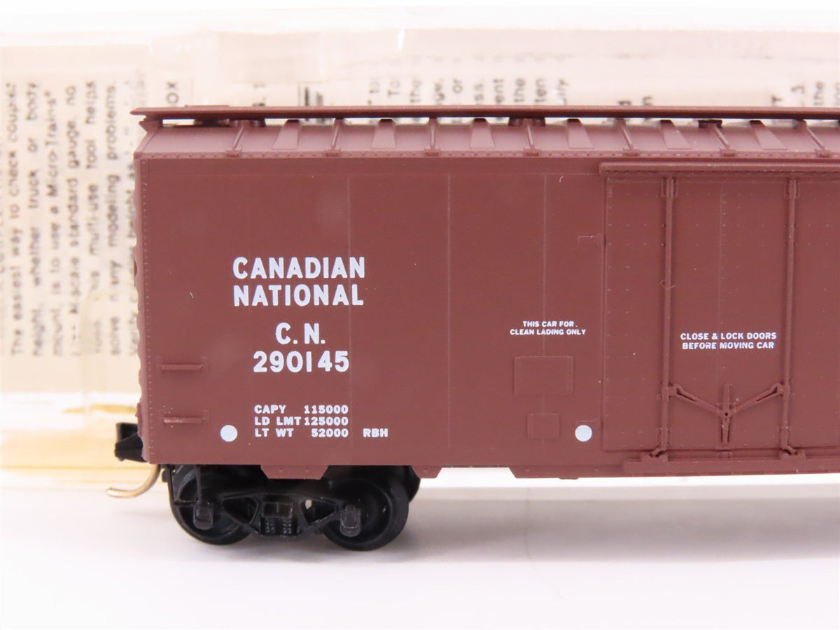 N Micro-Trains MTL 21120 CN Canadian National 40&#39; Plug Door Box Car #290145