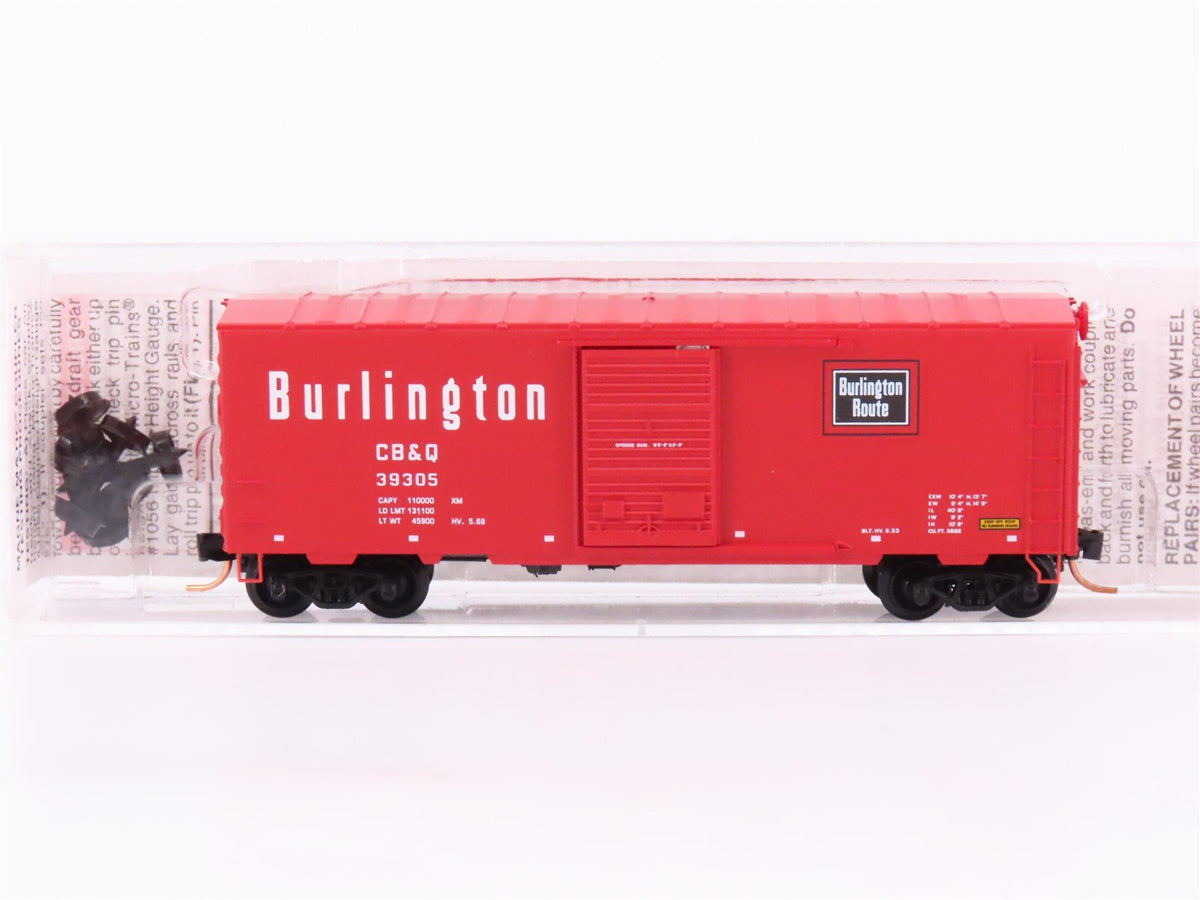 N Micro-Trains MTL 73050 CBQ Burlington Route 40&#39; Plug Door Boxcar #39305