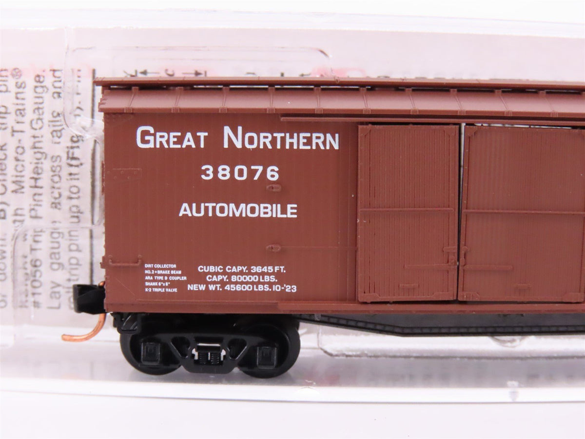 N Micro-Trains MTL 41030 GN Great Northern 40&#39; Double Door Wood Boxcar #38076