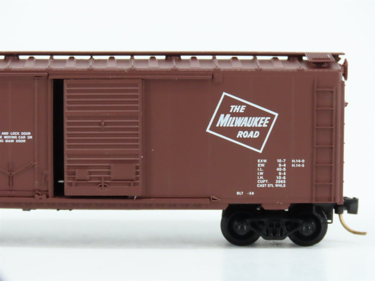 N Scale Micro-Trains MTL 22180 MILW Milwaukee Road 40&#39; Box Car #29960