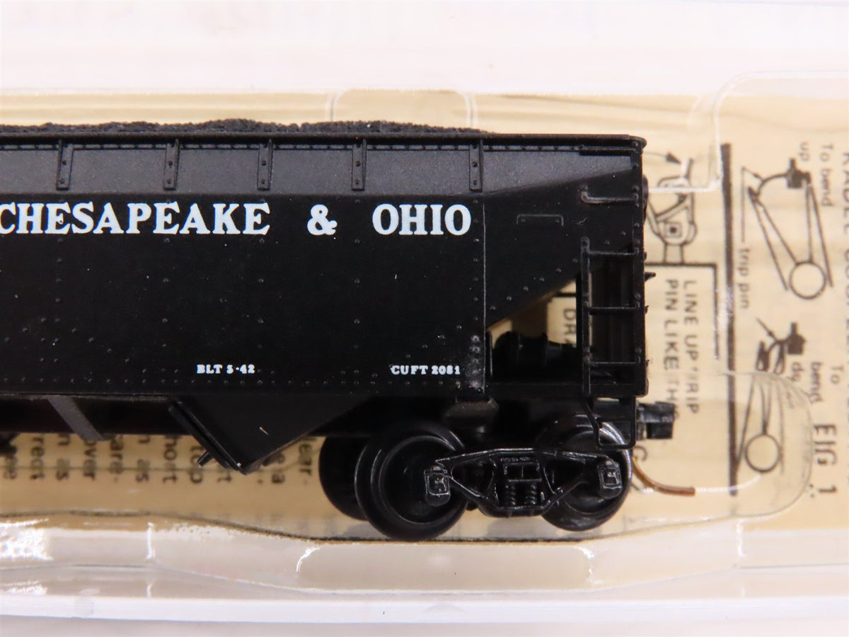 N Kadee Micro-Trains MTL 55030 C&amp;O Chesapeake &amp; Ohio 2-Bay Hopper #52546 w/ Load