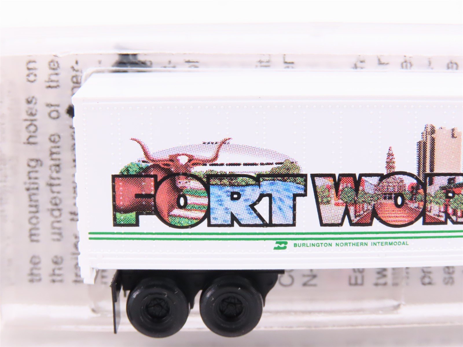 N Scale Micro-Trains MTL 67160 BNZ BN Intermodal Fort Worth 45' Trailer