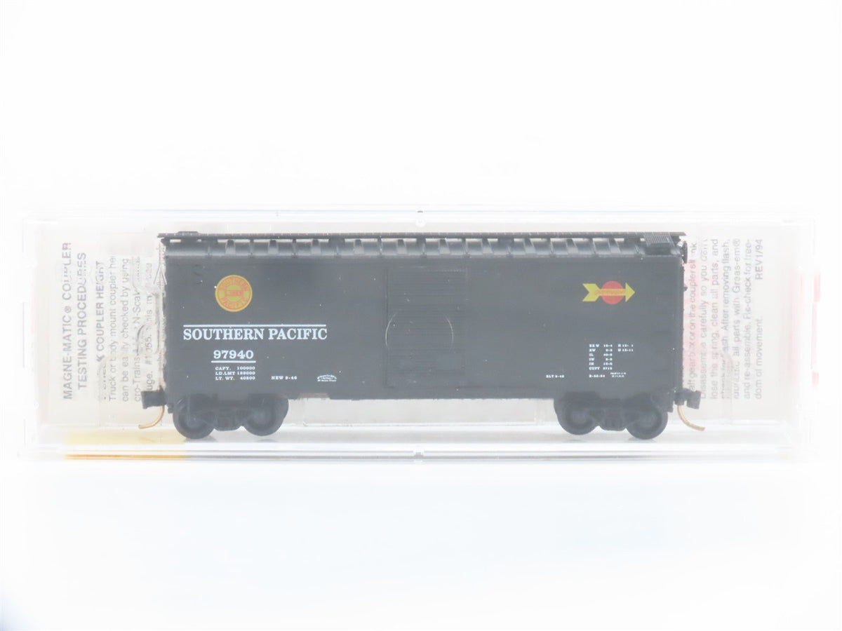 N Scale Micro-Trains MTL 20090 SP Southern Pacific Overnight 40&#39; Box Car #97940