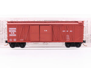 N Scale Micro-Trains MTL 40010 CN Canadian National 40' Braced Boxcar #582593