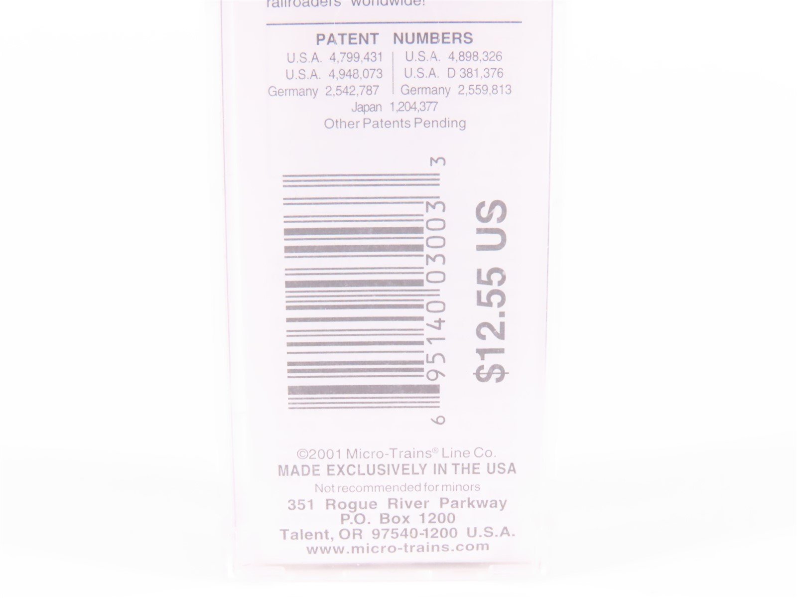 N Scale Micro-Trains MTL 40010 CN Canadian National 40' Braced Boxcar #582593