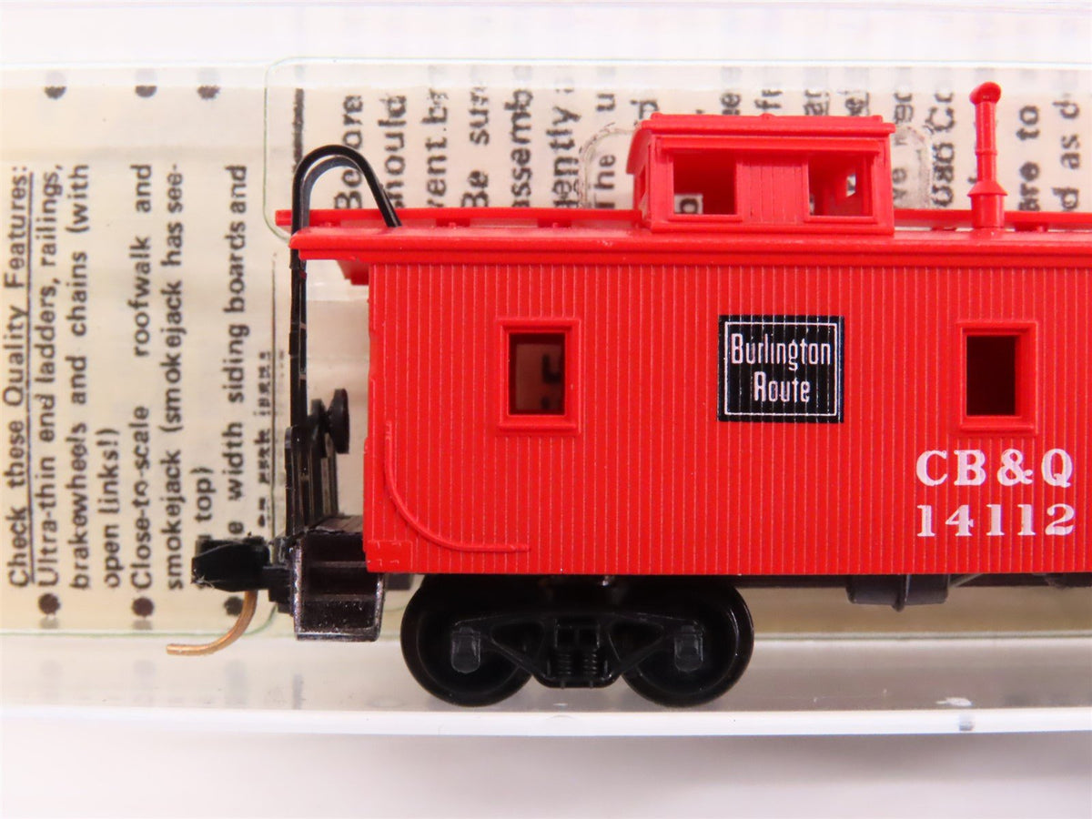 N Kadee Micro-Trains MTL 50080 CB&amp;Q Burlington 34&#39; Offset Cupola Caboose #14112