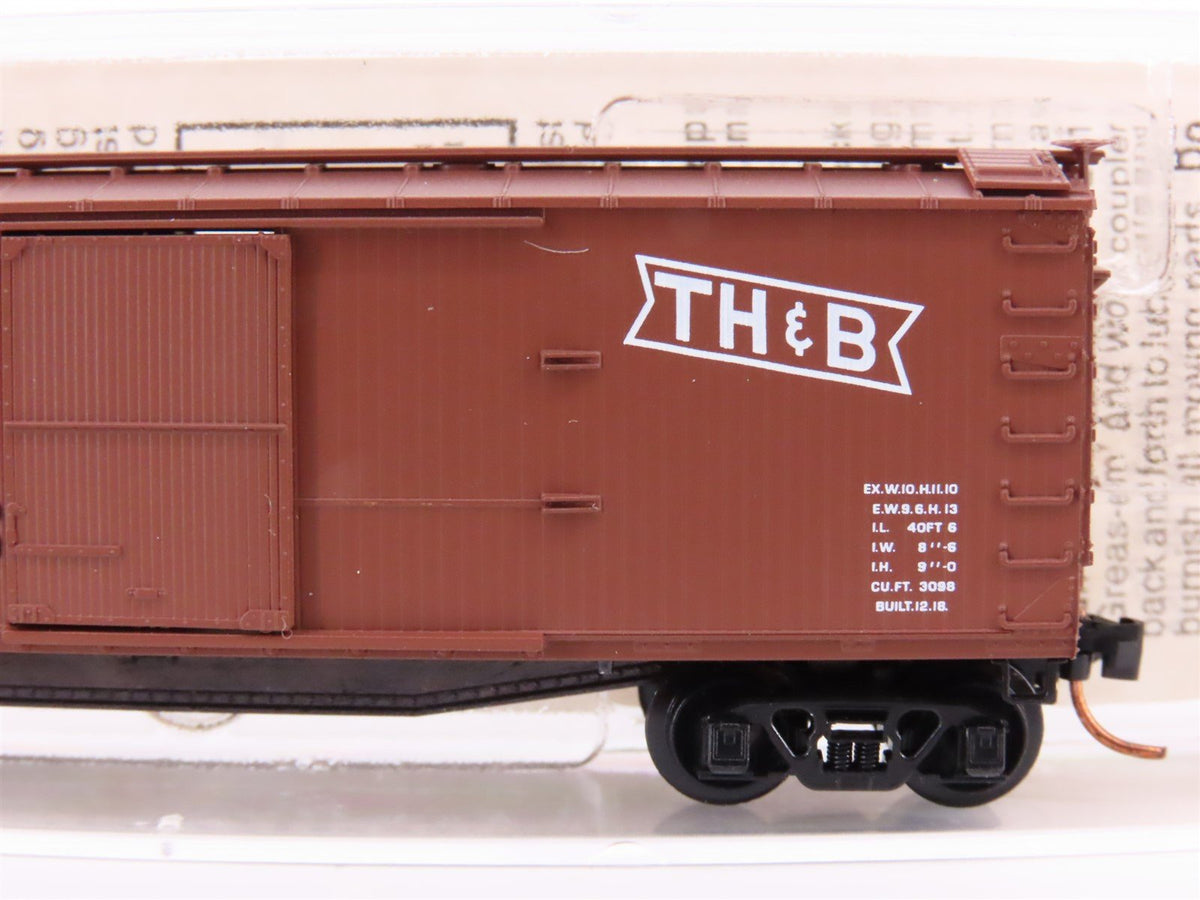 N Scale Micro-Trains MTL 39220 THB Toronto Hamilton Buffalo 40&#39; Boxcar #4761