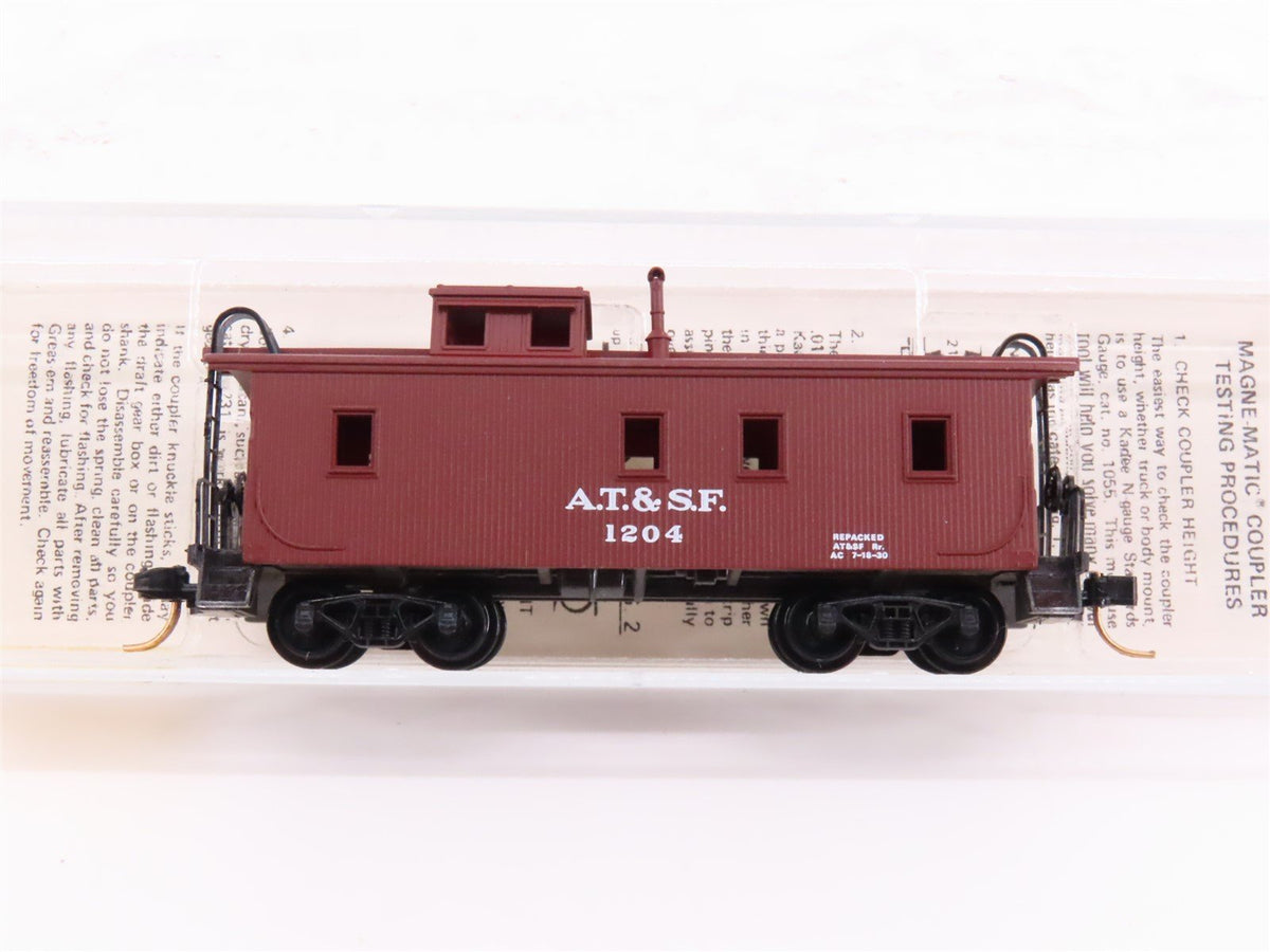 N Kadee Micro-Trains MTL 50040 ATSF Santa Fe 34&#39; Offset Cupola Caboose #1204