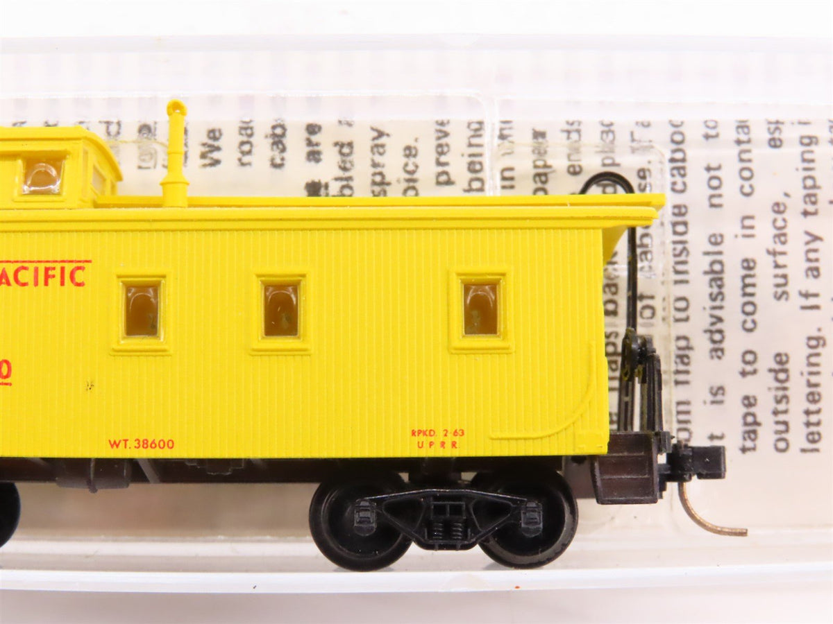 N Kadee Micro-Trains MTL 50100 UP Union Pacific 34&#39; Offset Cupola Caboose #3540