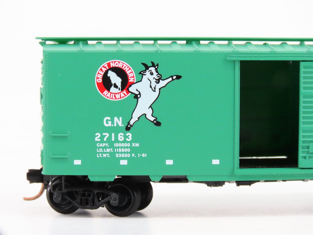 N Scale Micro-Trains MTL 20420 GN Great Northern &quot;Goat&quot; 40&#39; Box Car #27163