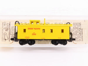 N Kadee Micro-Trains MTL 50100 UP Union Pacific 34' Offset Cupola Caboose #3240