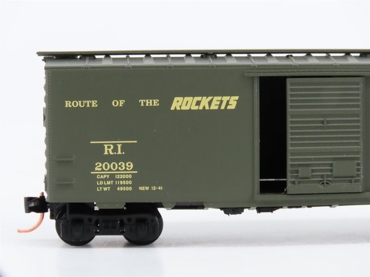 N Scale Micro-Trains MTL 20566 RI Rock Island Rockets 40&#39; Box Car #20039