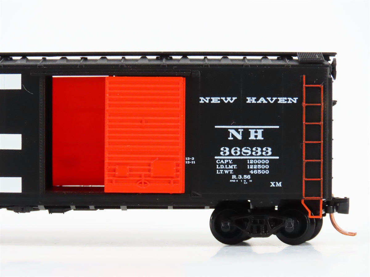 N Scale Micro-Trains MTL 20556 NH New Haven 40&#39; Single Door Box Car #36833