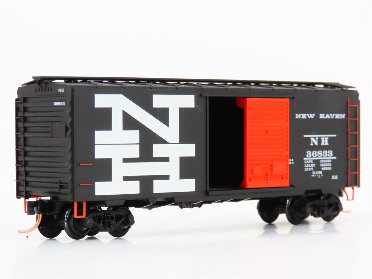 N Scale Micro-Trains MTL 20556 NH New Haven 40&#39; Single Door Box Car #36833