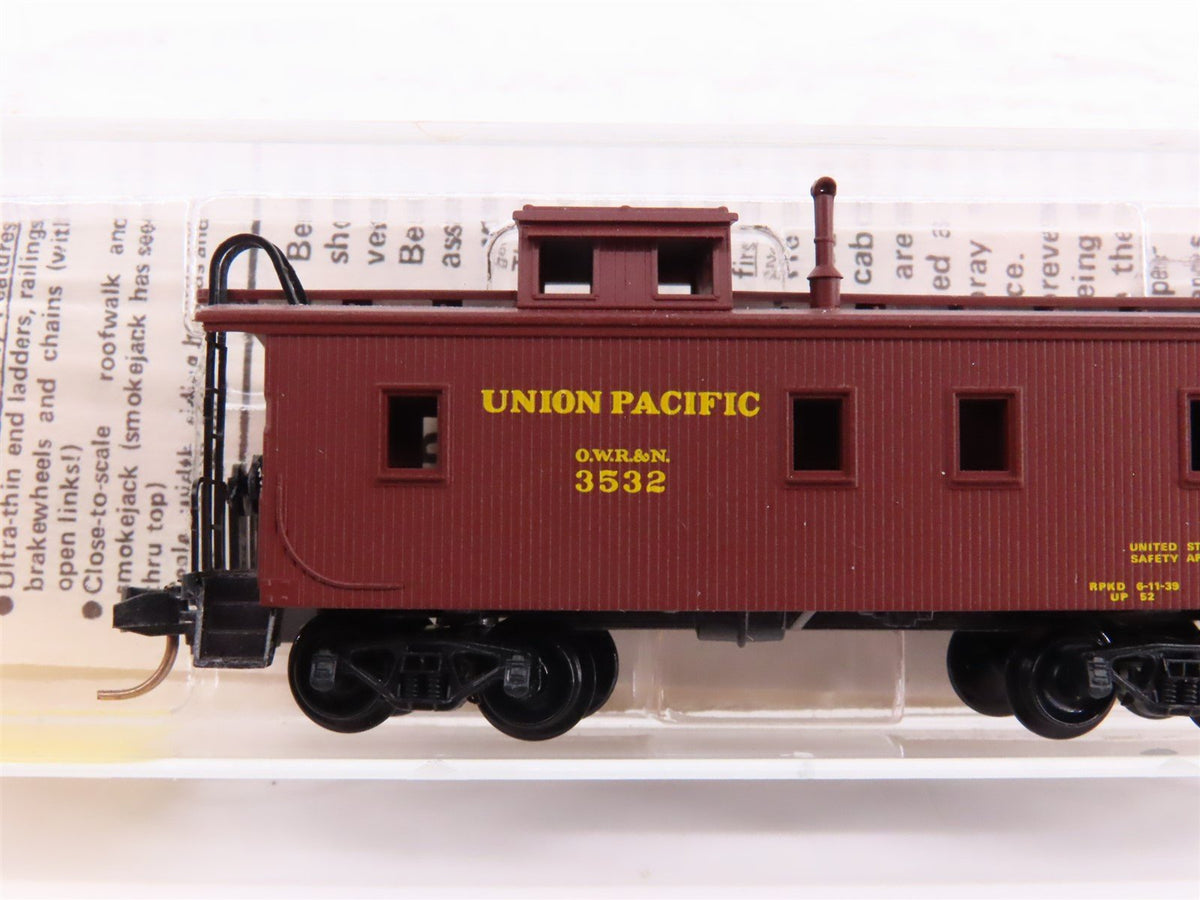 N Kadee Micro-Trains MTL 50010 UP / OWR&amp;N 34&#39; Offset Cupola Wood Caboose #3532