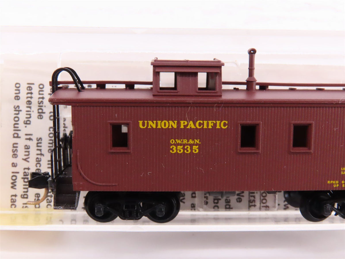 N Kadee Micro-Trains MTL 50010 UP / OWR&amp;N 34&#39; Offset Cupola Wood Caboose #3535