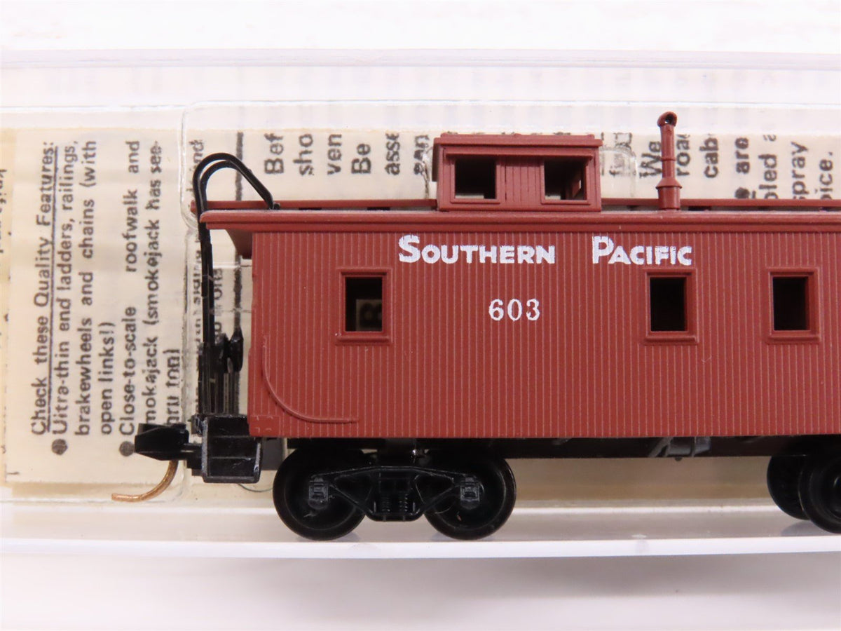 N Kadee Micro-Trains MTL 50070 SP Southern Pacific Offset Cupola Caboose #603