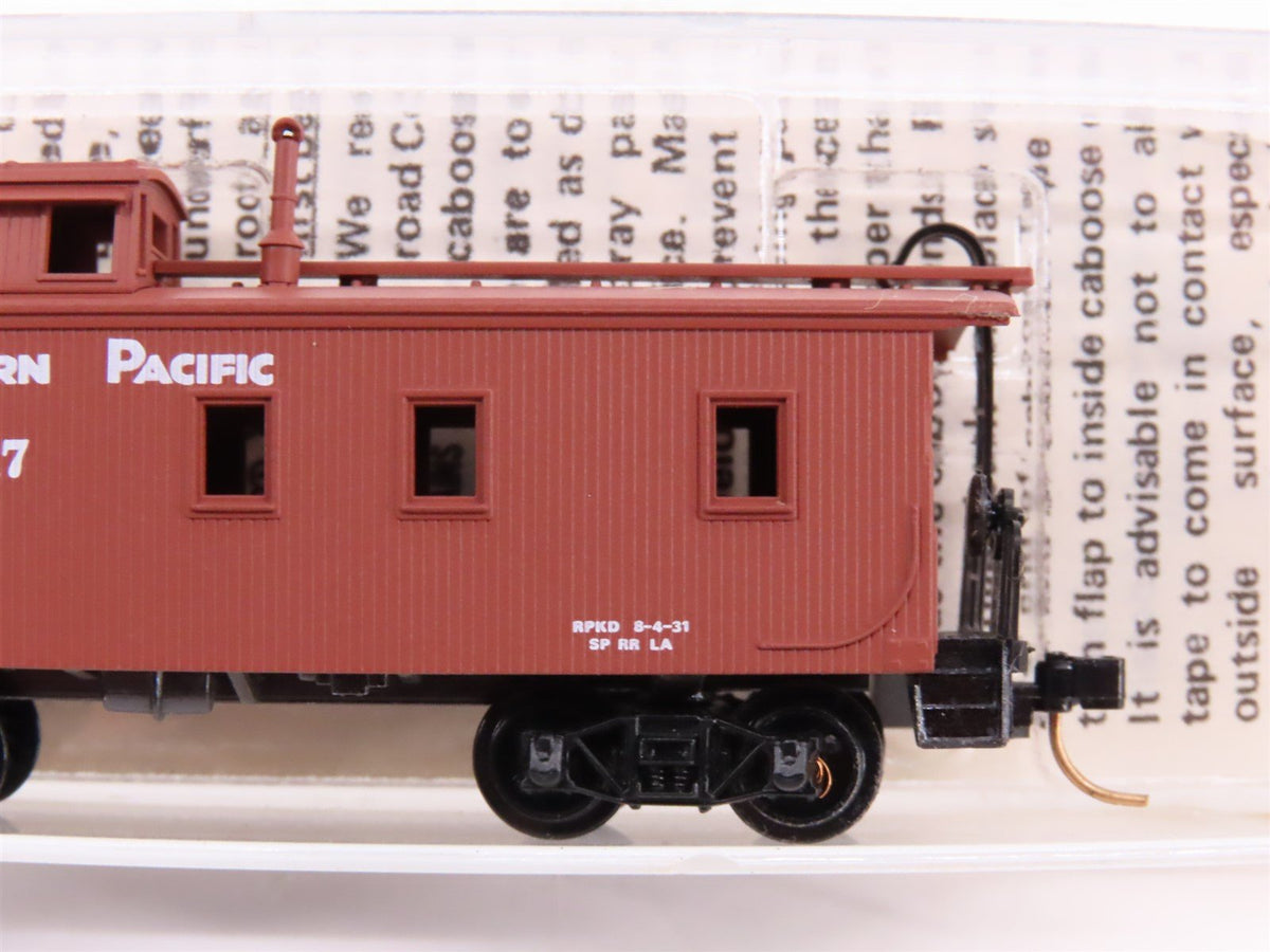 N Kadee Micro-Trains MTL 50070 SP Southern Pacific Offset Cupola Caboose #417