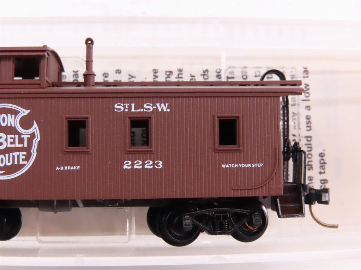 N Micro-Trains MTL 51170 StLSW Cotton Belt 34&#39; Offset Cupola Wood Caboose #2223