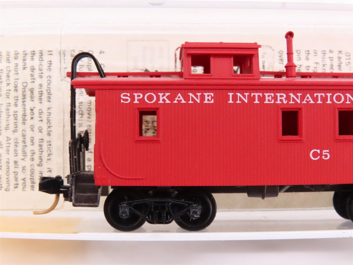 N Kadee Micro-Trains MTL 50130 SIRY Spokane Int&#39;l 34&#39; Offset Cupola Caboose #C5