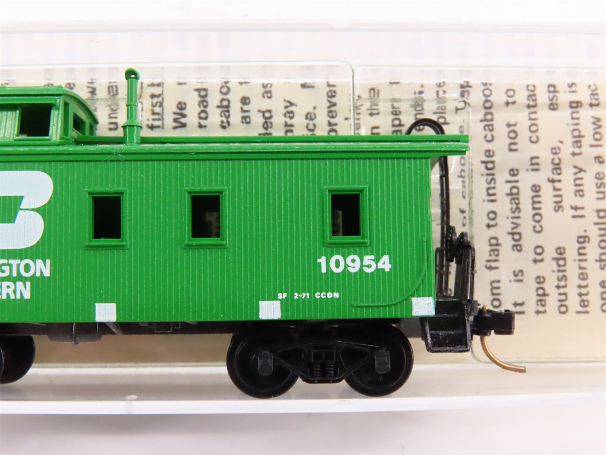 N Scale Kadee Micro-Trains MTL 50050 BN 34&#39; Offset Cupola Wood Caboose #10954