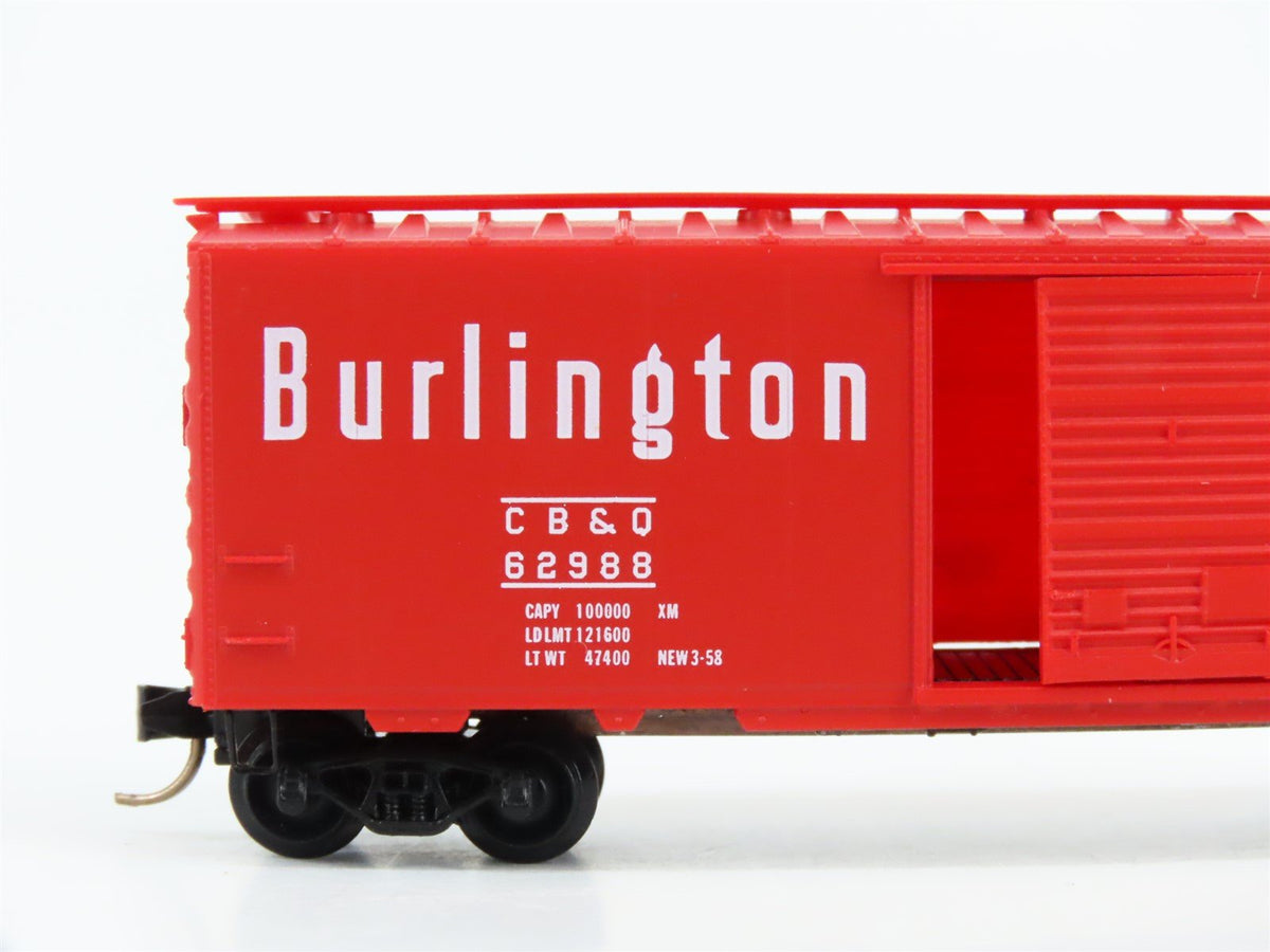 N Scale Micro-Trains MTL 20170 CB&amp;Q Burlington Route 40&#39; Box Car #62988